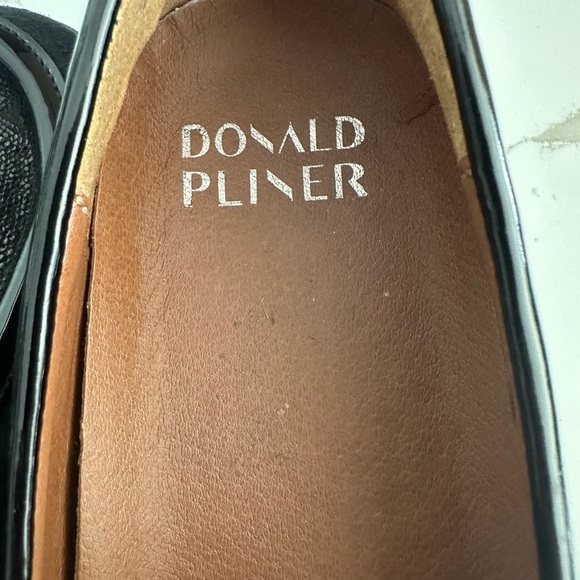 Donald Pliner Clio Leather loafers shiny patent with croc design fit 8.5 to 9 - Picture 3 of 8